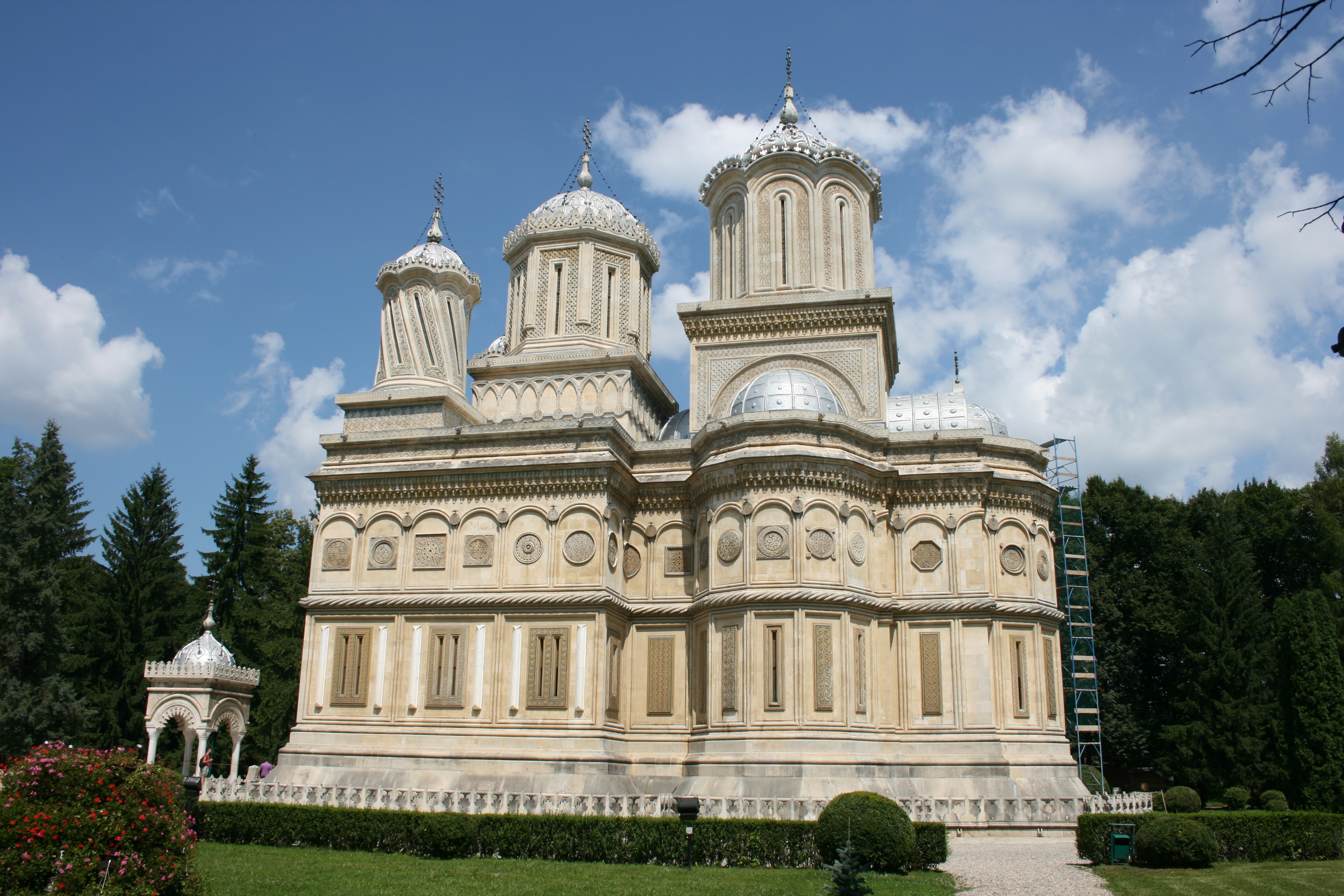  Curtea de Arges (RO) girls