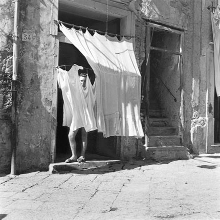  Buy Prostitutes in Pozzuoli,Italy