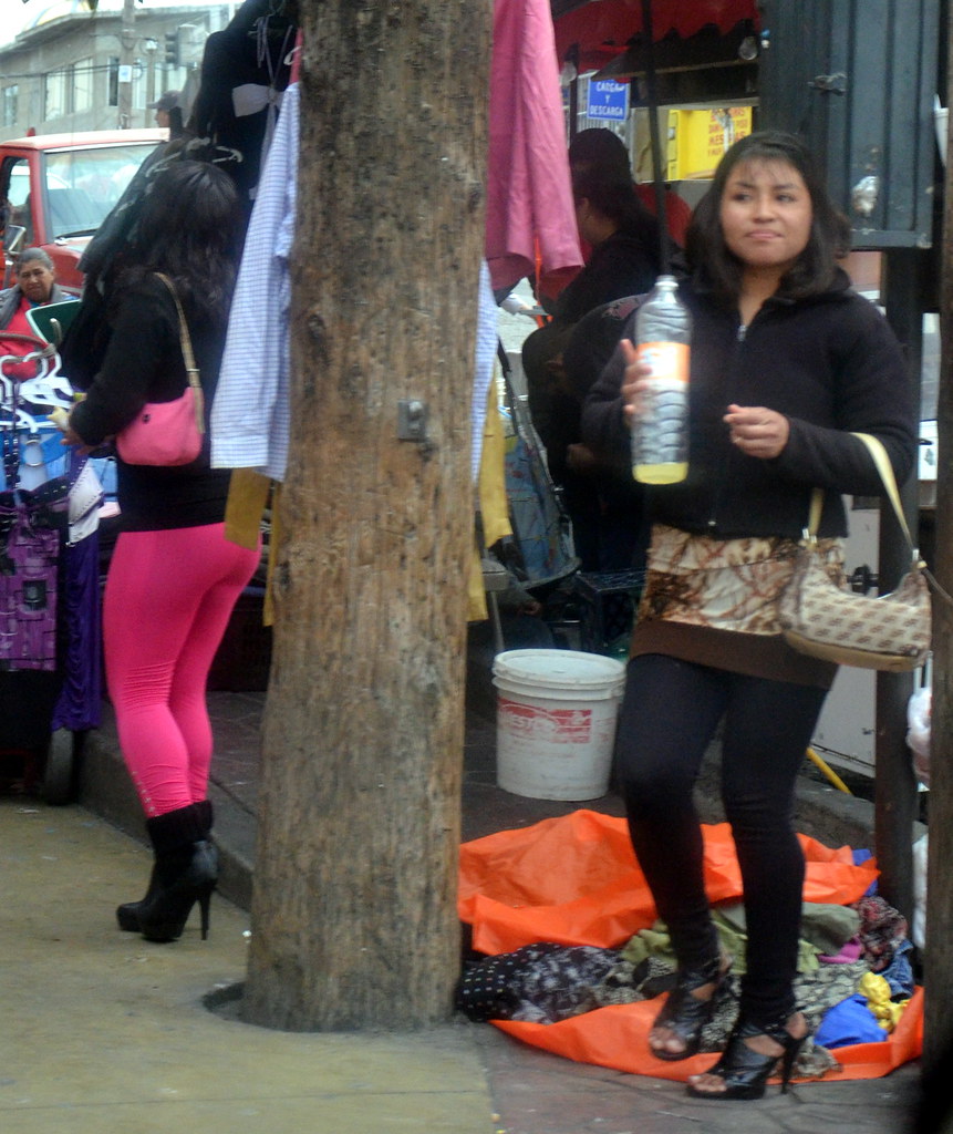  Telephones of Hookers in La Paz (HN)