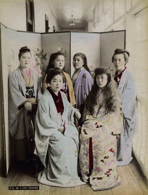  Girls in Yokohama, Japan